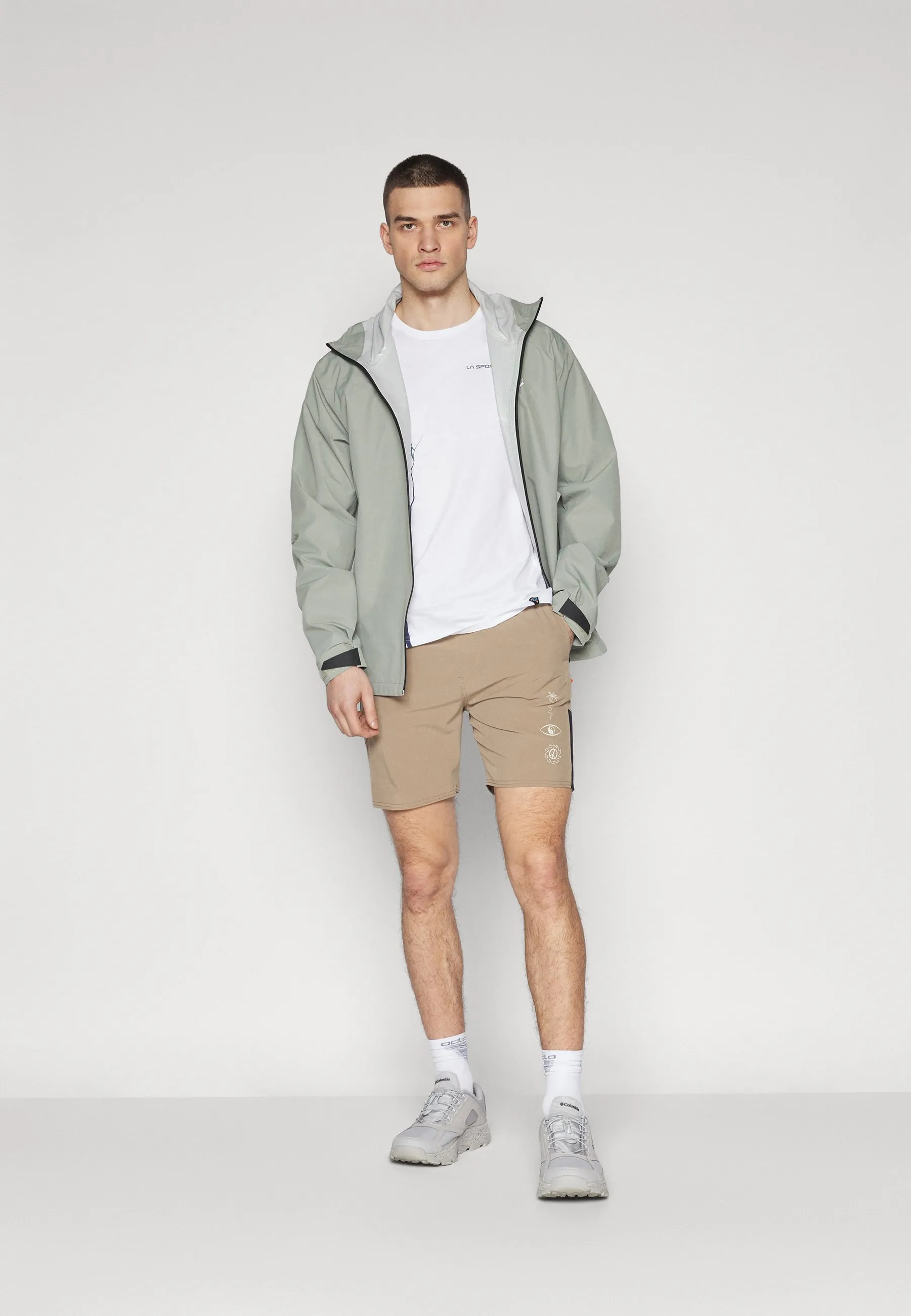 OMNI TRAINING - Shorts outdoor